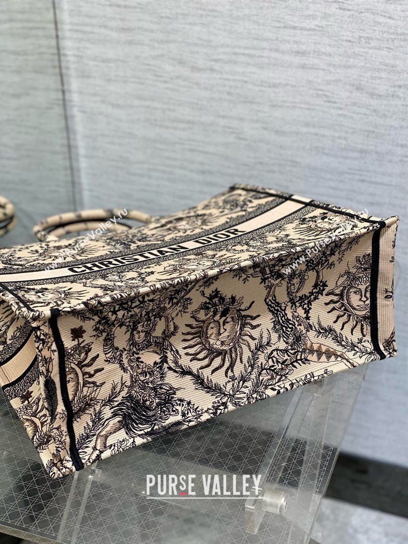 Dior Medium Book Tote Bag in Beige and Black Toile de Jouy Soleil Embroidery 2024 (xxg-240329-11)