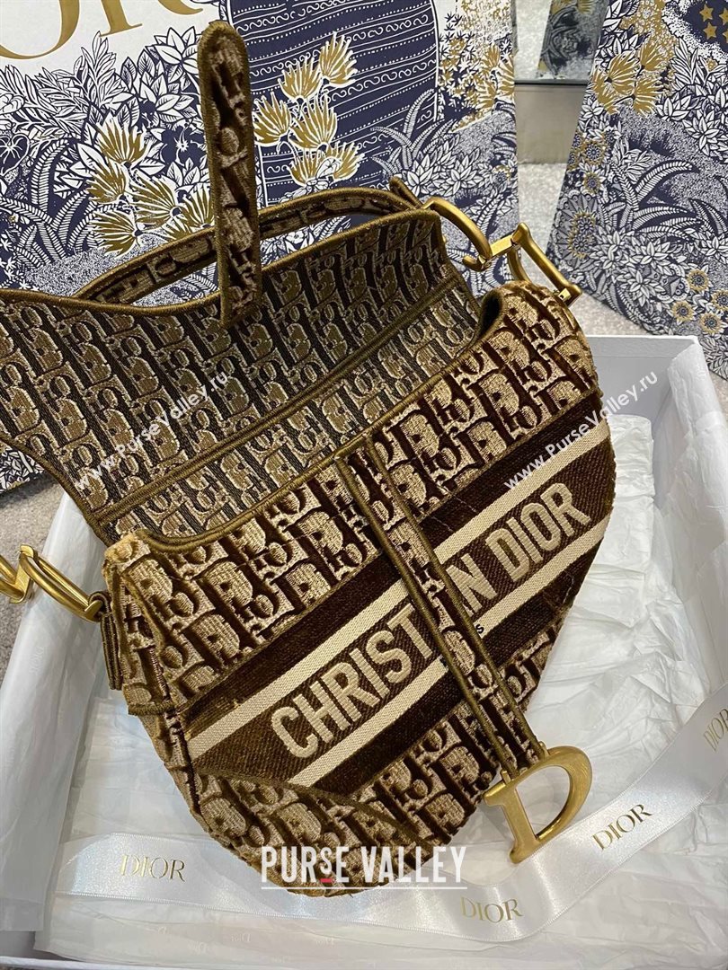 Dior SADDLE BAG in Oblique Embroidered Velvet Brown 2020 (vivi-2308 )