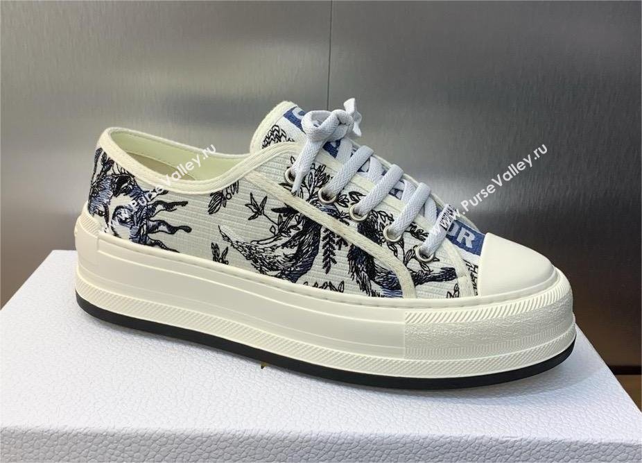 Dior WalknDior Platform Sneaker in White Cotton Embroidered with Blue Toile de Jouy Soleil Motif 2024 (modeng-240425-08)