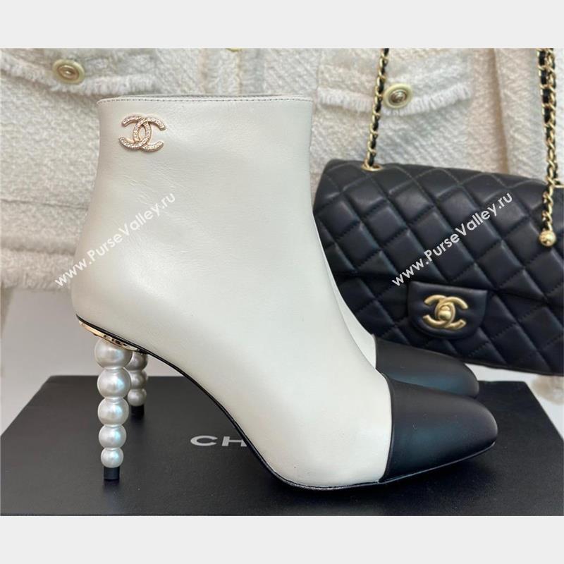 CHANEL pearl heel logo boots white 2023 (clf-231016-04)