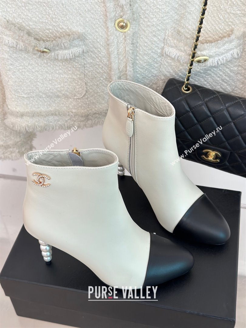 CHANEL pearl heel logo boots white 2023 (clf-231016-04)