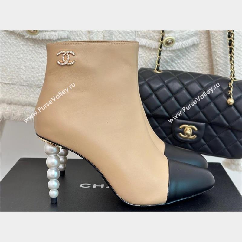 CHANEL pearl heel logo boots beige 2023 (clf-231016-03)
