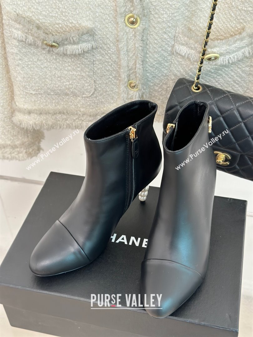 CHANEL pearl heel logo boots black 2023 (clf-231016-05)