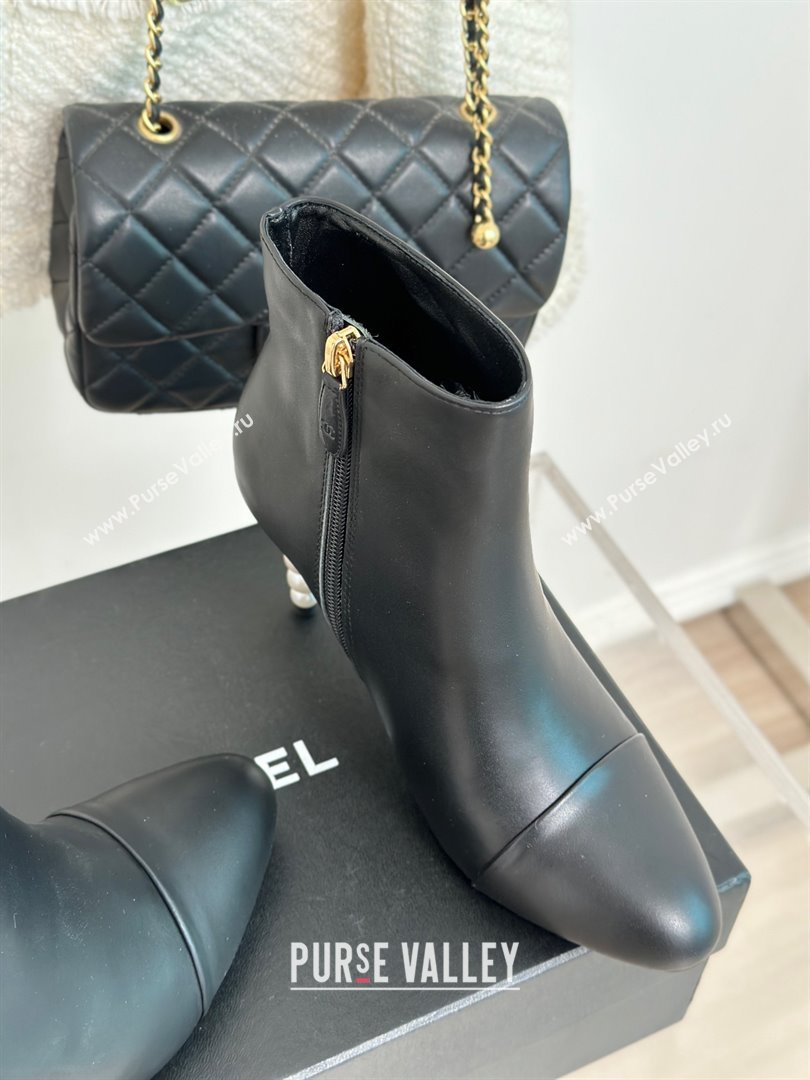 CHANEL pearl heel logo boots black 2023 (clf-231016-05)