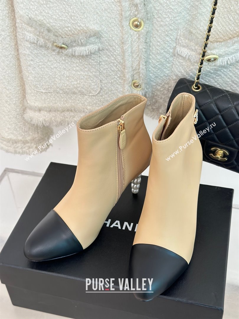 CHANEL pearl heel logo boots beige 2023 (clf-231016-03)