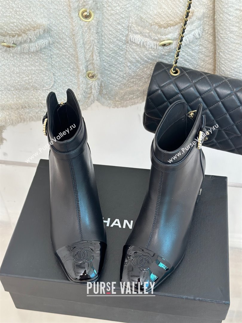 Chanel HEEL 5CM ankle boots WITH buckle black patent 2023 (CLF-231016-32)