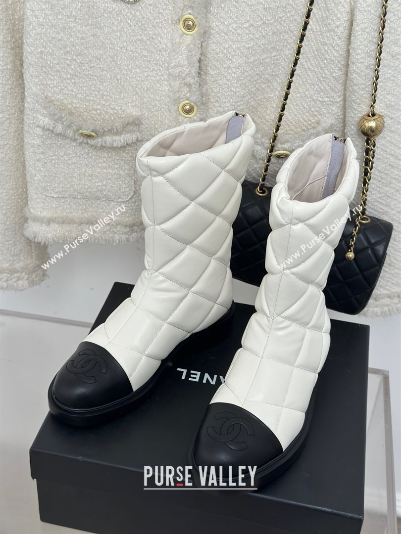 CHANEL leather quilted zipped boots white 2023 (clf-231016-15)