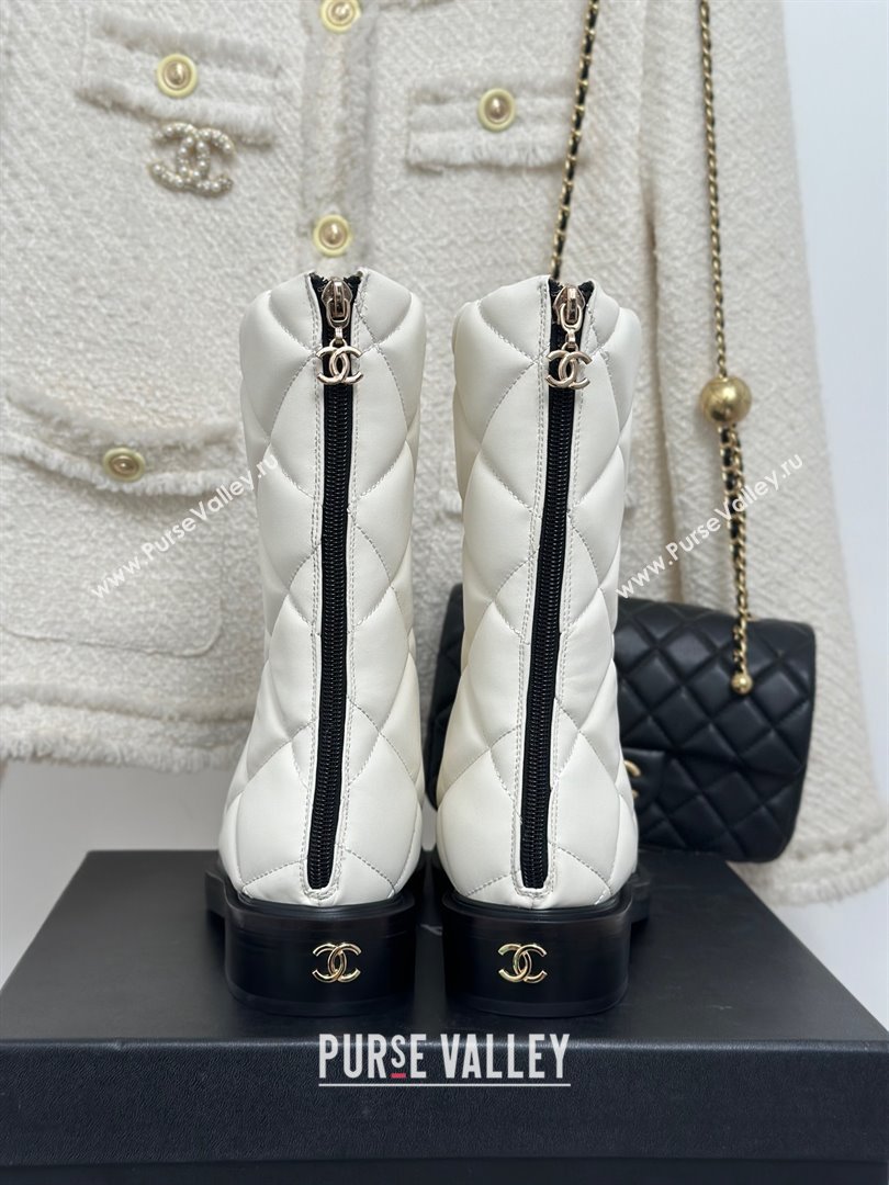 CHANEL leather quilted zipped boots white 2023 (clf-231016-15)