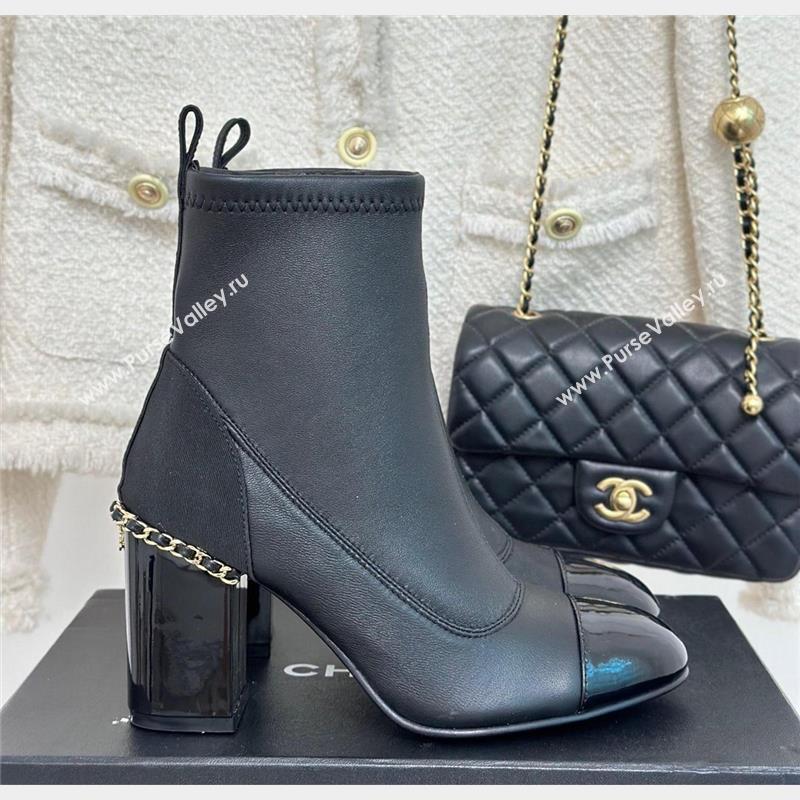 CHANEL heel 8.5cm sheepskin boots with chain black 2023 (clf-231016-16)