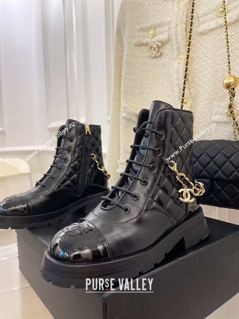 Chanel quilted Chain Lace-Ups ankle boots black 2023 (clf-231016-22)
