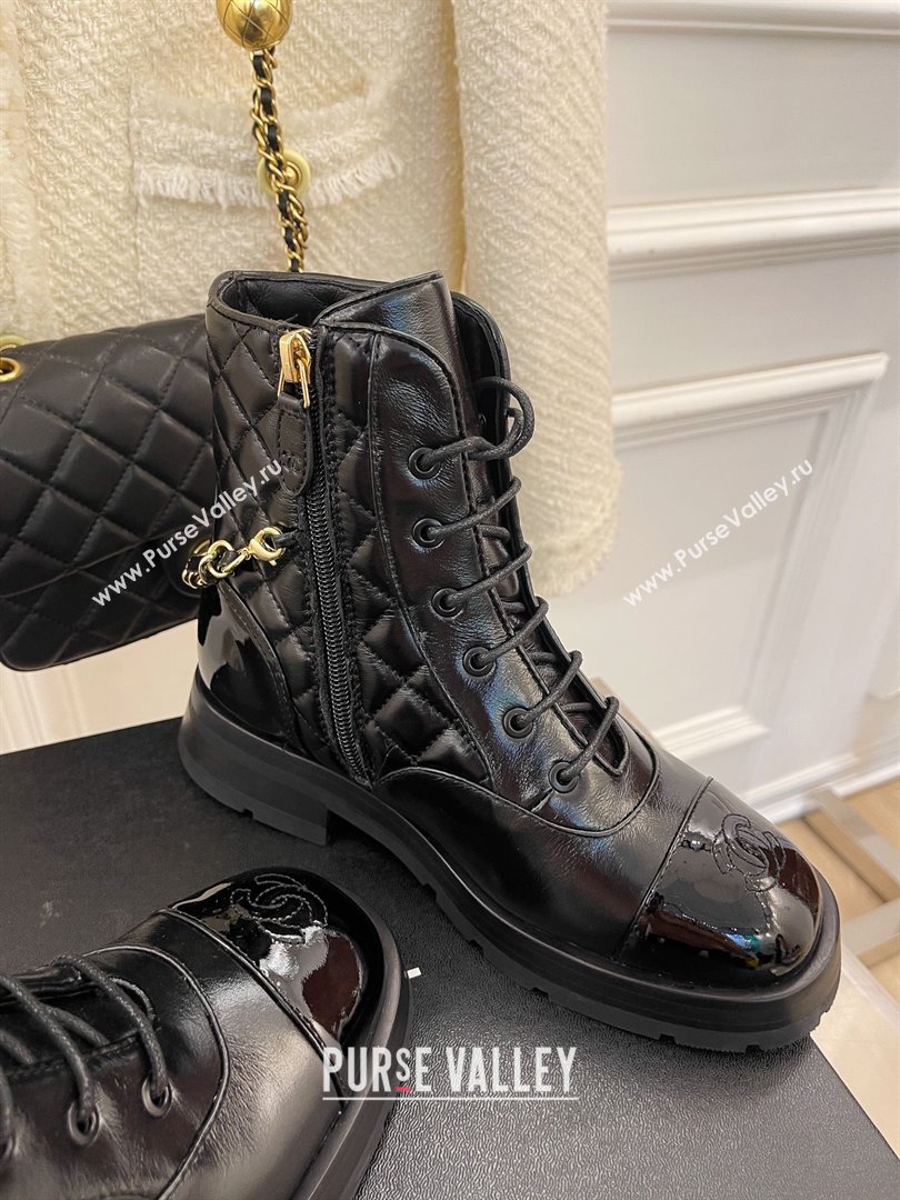 Chanel quilted Chain Lace-Ups ankle boots black 2023 (clf-231016-22)
