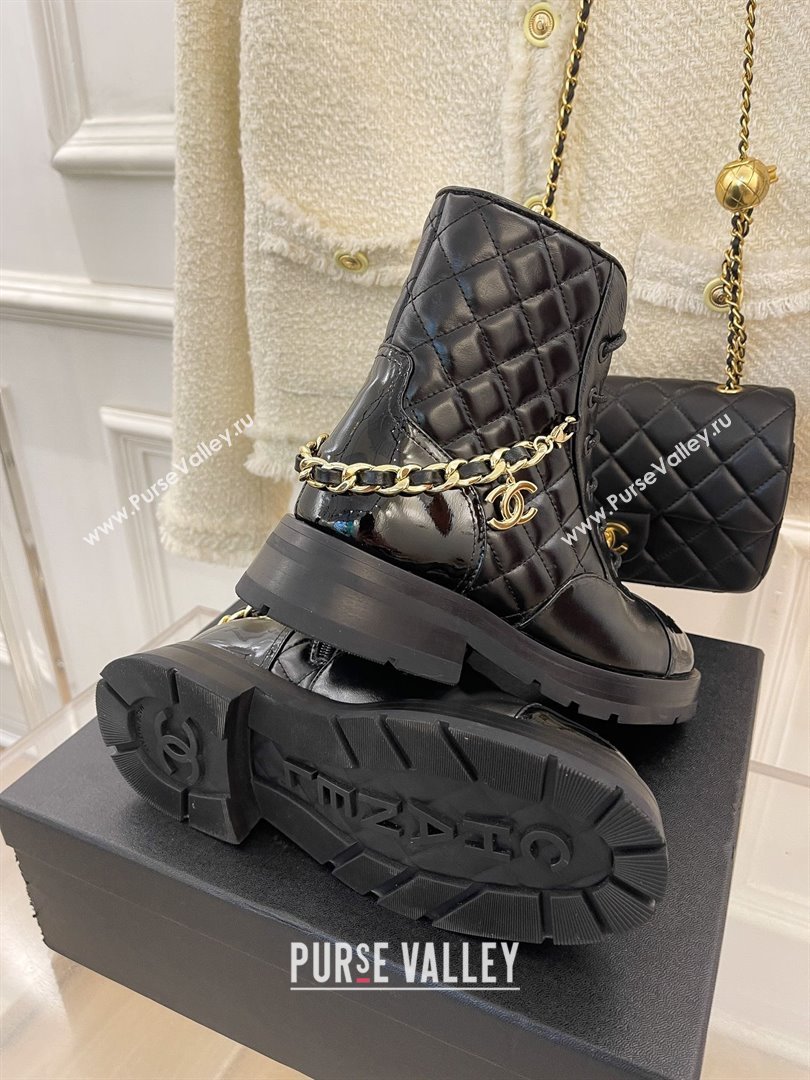 Chanel quilted Chain Lace-Ups ankle boots black 2023 (clf-231016-22)