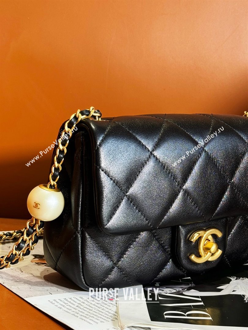 chanel Pearly Lambskin, Imitation Pearls Gold-Tone Metal Small Flap Bag AS4861 black 2024 (JIYUAN-240403-01)