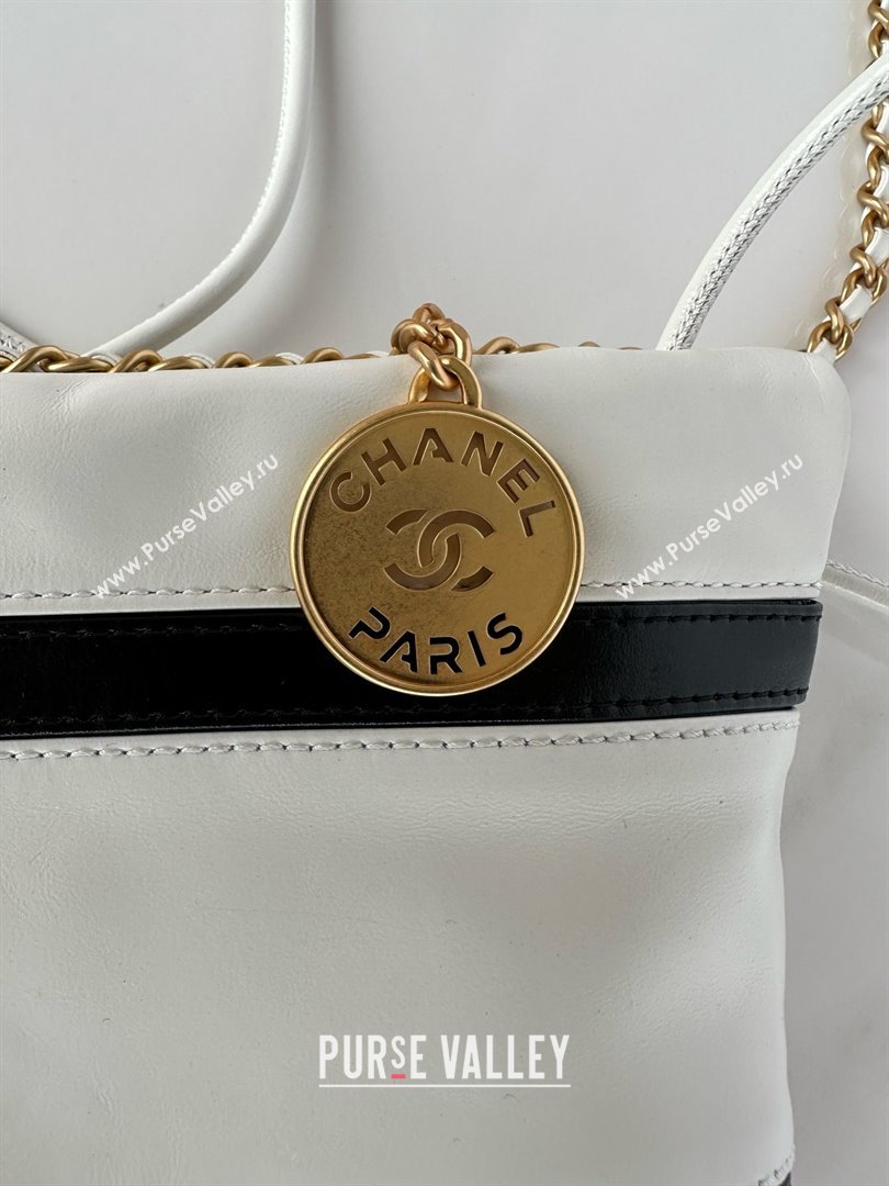 chanel Shiny Calfskin Gold-Tone Metal 22 Mini Handbag AS3980 WHITE/BLACK 2024 (JIYUAN-240403-08)