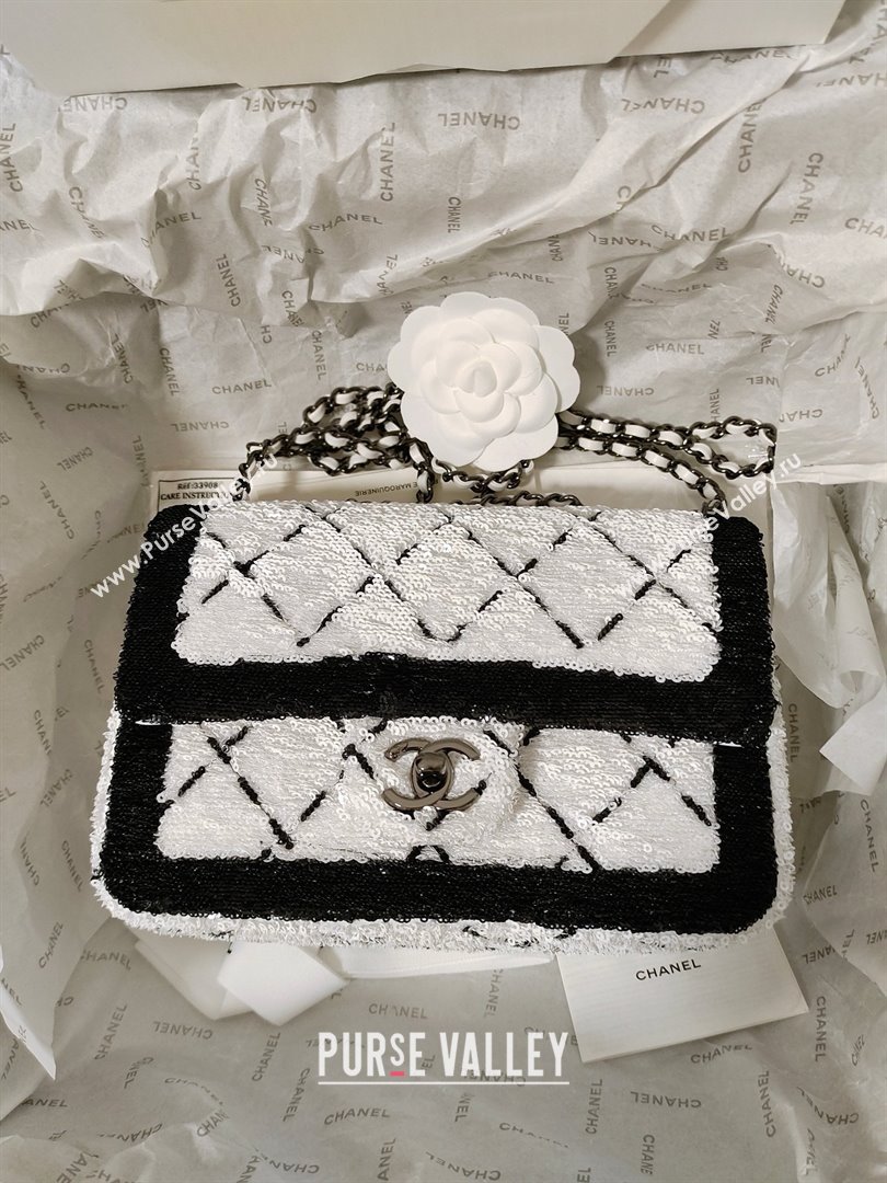 CHANEL Sequins Black Metal Small Flap Bag WHITE/BLACK AS4561 2024 (JIYUAN-240403-03)