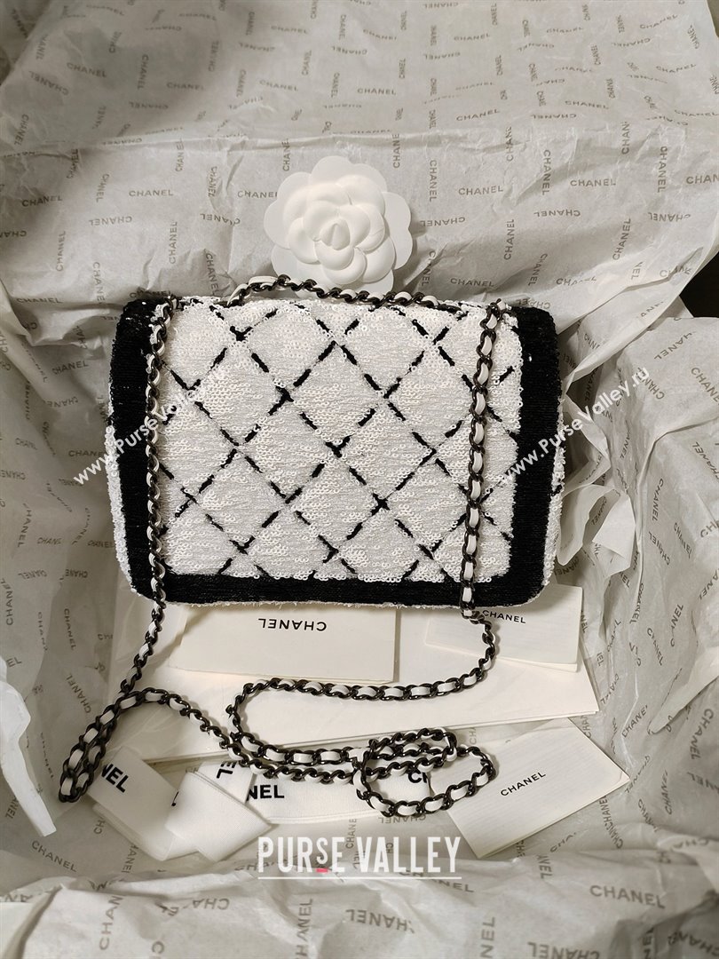 CHANEL Sequins Black Metal Small Flap Bag WHITE/BLACK AS4561 2024 (JIYUAN-240403-03)