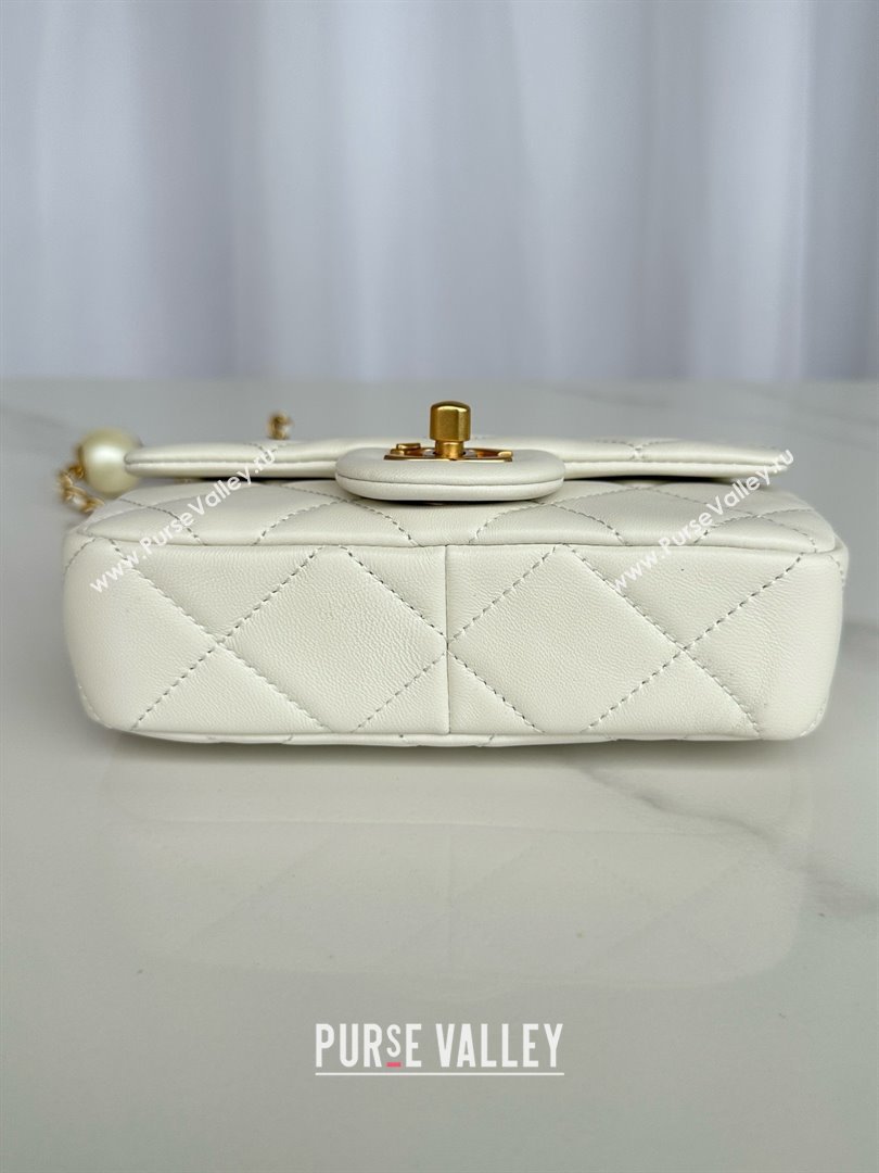 chanel Pearly Lambskin, Imitation Pearls Gold-Tone Metal MINI Flap Bag white AS4868 2024 (JIYUAN-240403-05)