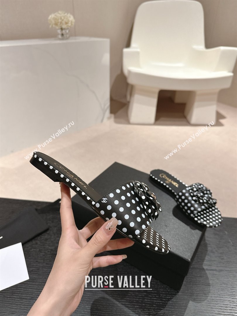 Chanel dots leather mules with Camellia black 2024 (modeng-240426-04)