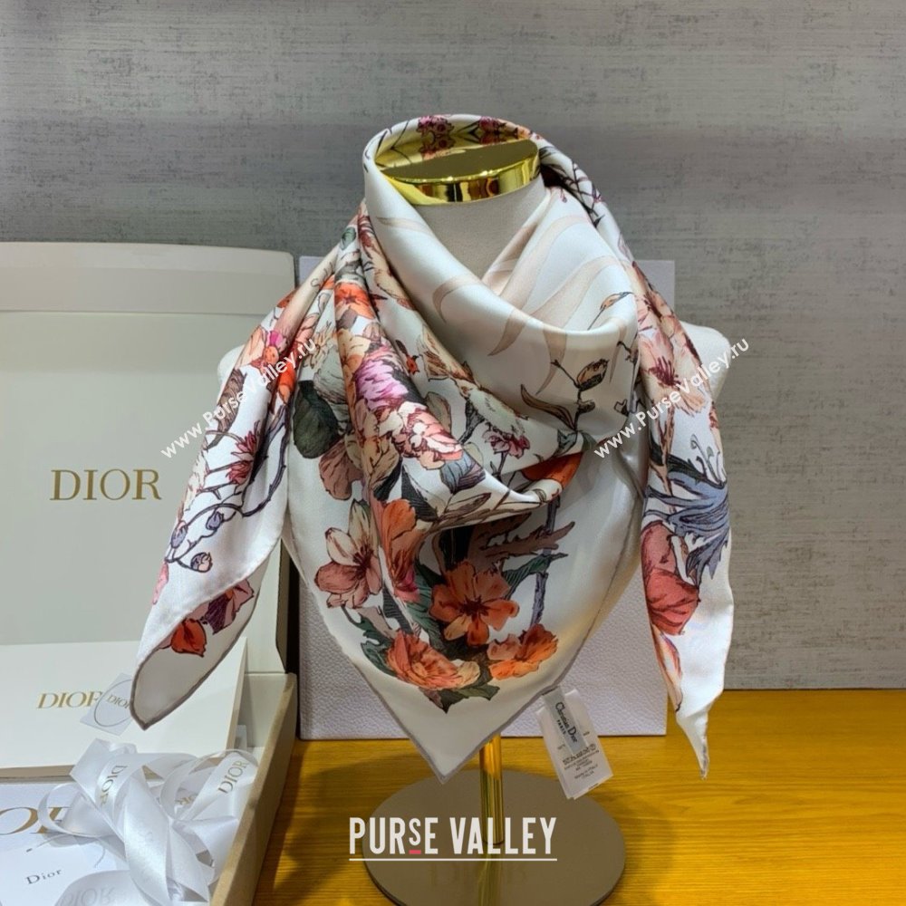 Dior 4 Saisons Été Soleil 90 Square Scarf 04 2024 (WEINISI-240427-04)