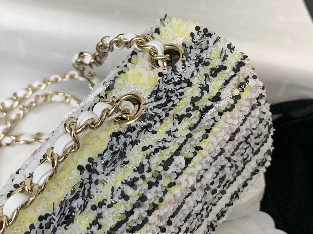 CHANEL Sequins Gold-Tone Metal White, Black, Pink Yellow Small Flap Bag AS4561 2024 (JIYUAN-240427-04)