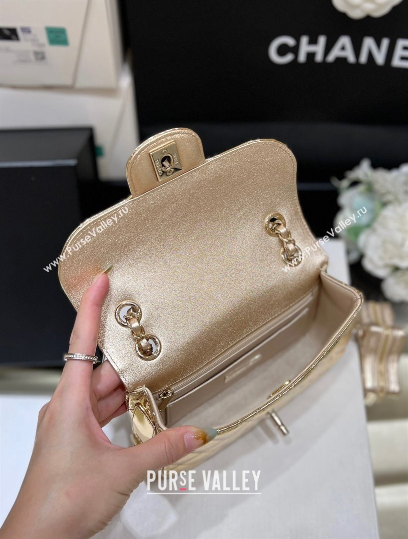 chanel Metallic Mirror Calfskin Metallic Lambskin Gold-Tone Metal Mini Flap Bag Star Coin Purse AS4646 gold 2024(original qualit