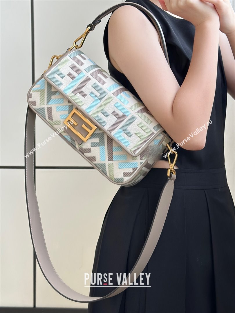 Fendi Baguette Medium Bag in Canvas with FF embroidery Green/Blue/Multicolor 2025 0159M 0930 (CL-250930019)