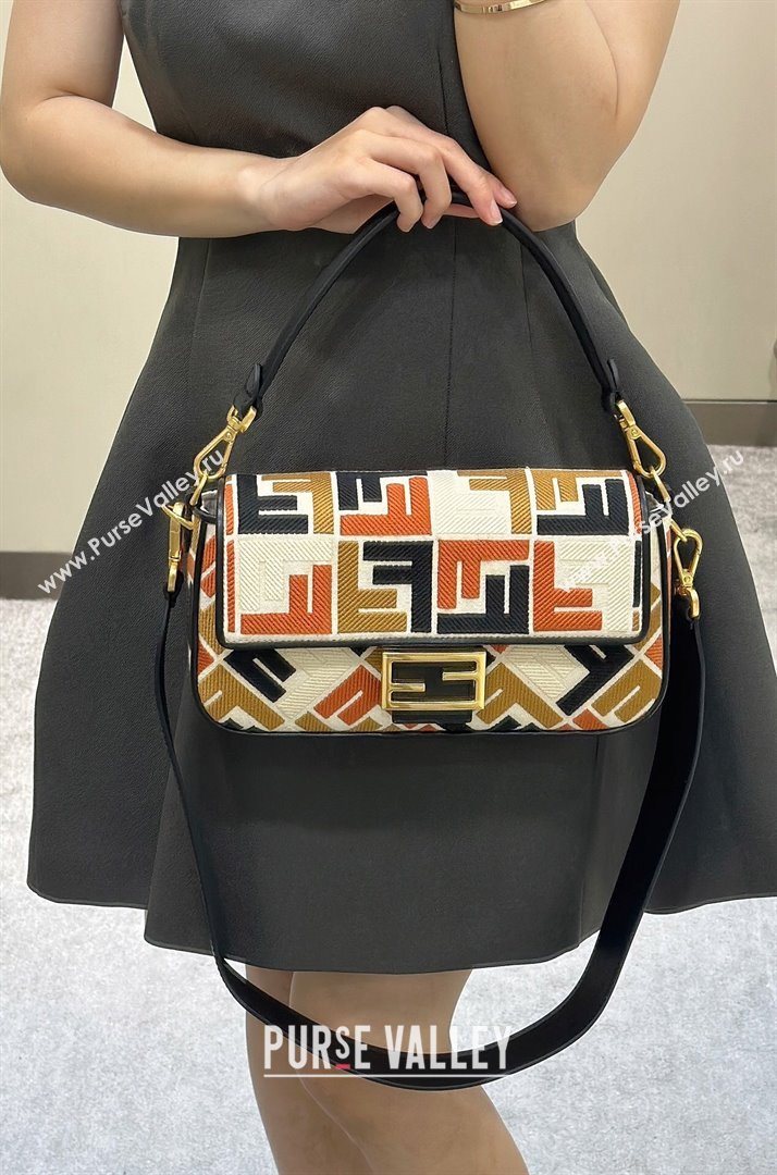 Fendi Baguette Medium Bag in Canvas with FF embroidery Black/Multicolor 2025 0159M (CL-250522018)