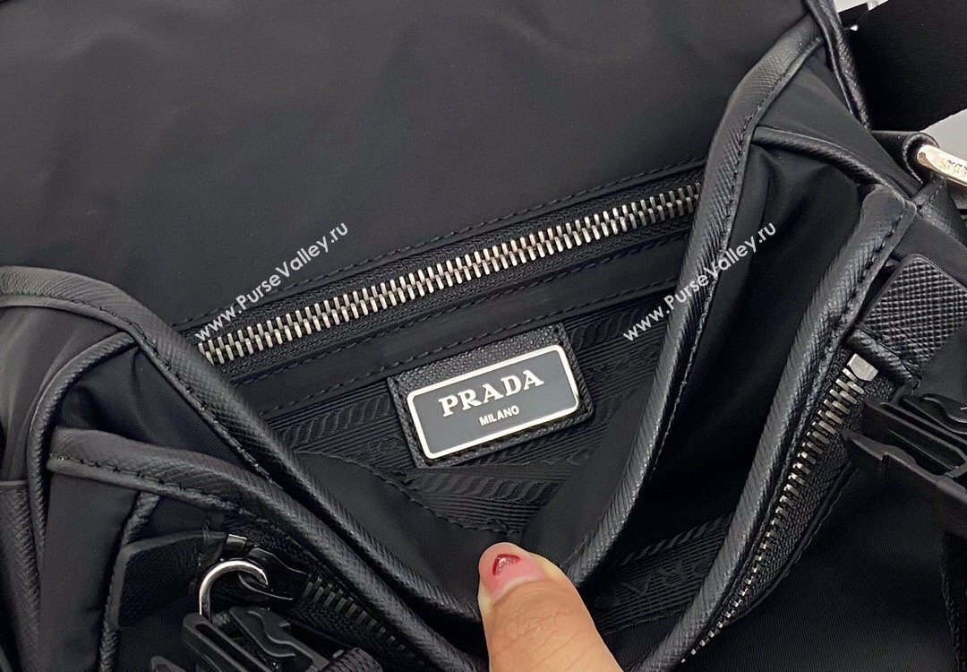 Prada Mens Nylon and Saffiano Leather Shoulder Bag 2VD034 Black 2025 (nana-251121104)