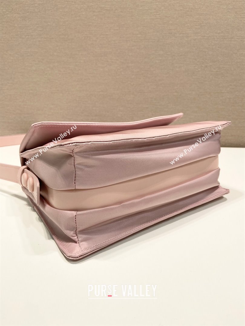 Prada Traveller small padded Re-Nylon shoulder bag Light Pink 2025 1BD313 (YZ-250927053)