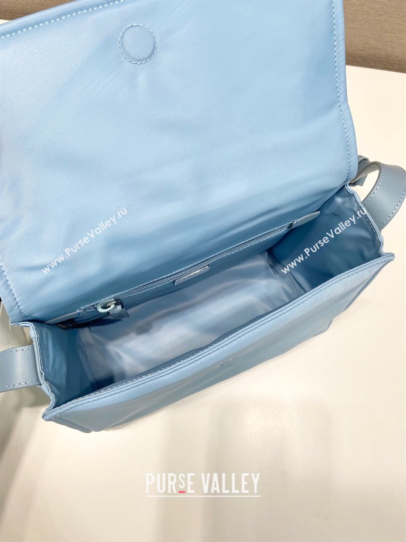 Prada Traveller small padded Re-Nylon shoulder bag Light Blue 2025 1BD313 (YZ-250927054)