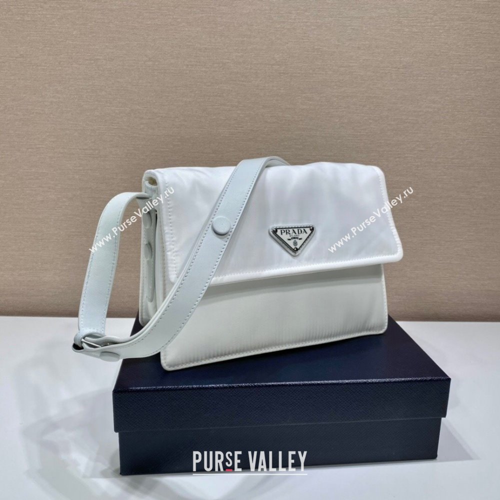 Prada Traveller small padded Re-Nylon shoulder bag White 2025 1BD313 (YZ-250927055)