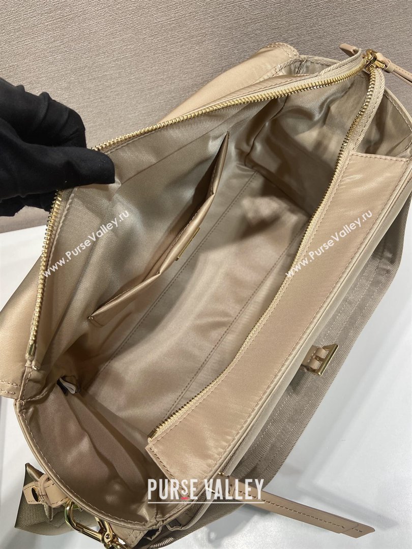 Prada Explore large Re-Nylon shoulder bag with flap Light Beige 2026 1BD391 (YZ-260410086)