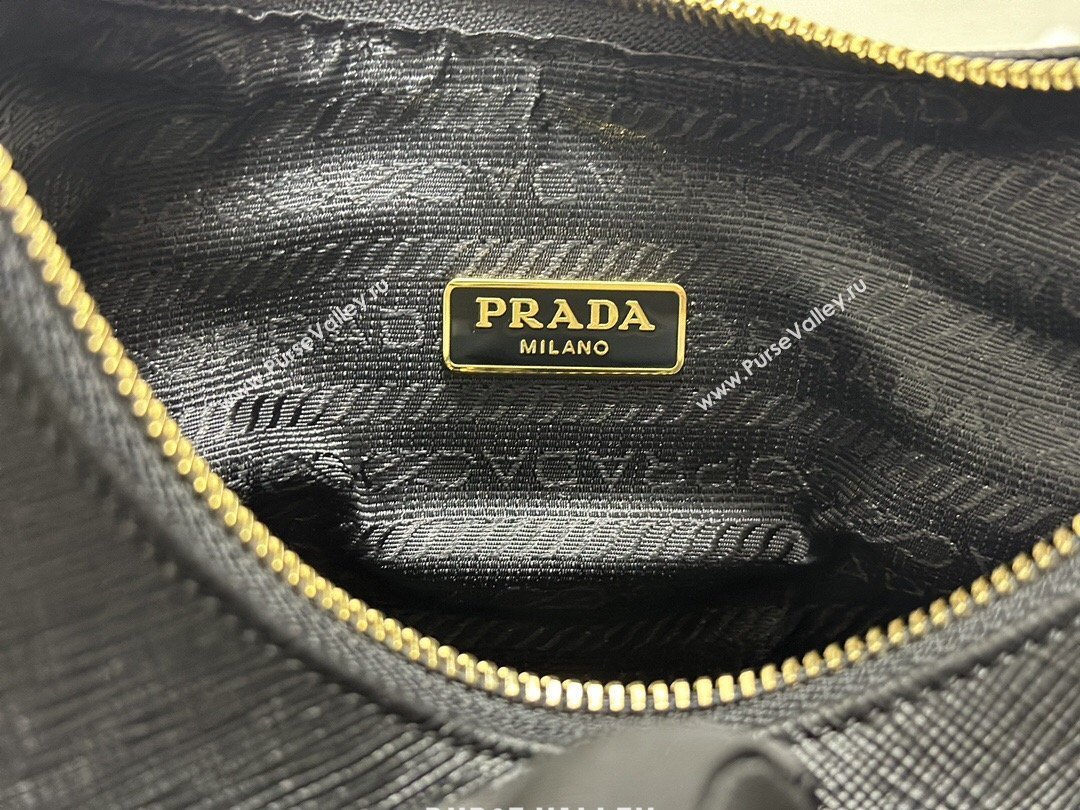 Prada Re-Edition 2005 Saffiano leather bag Black/Gold 2026 1BH204 (YZ-260410092)