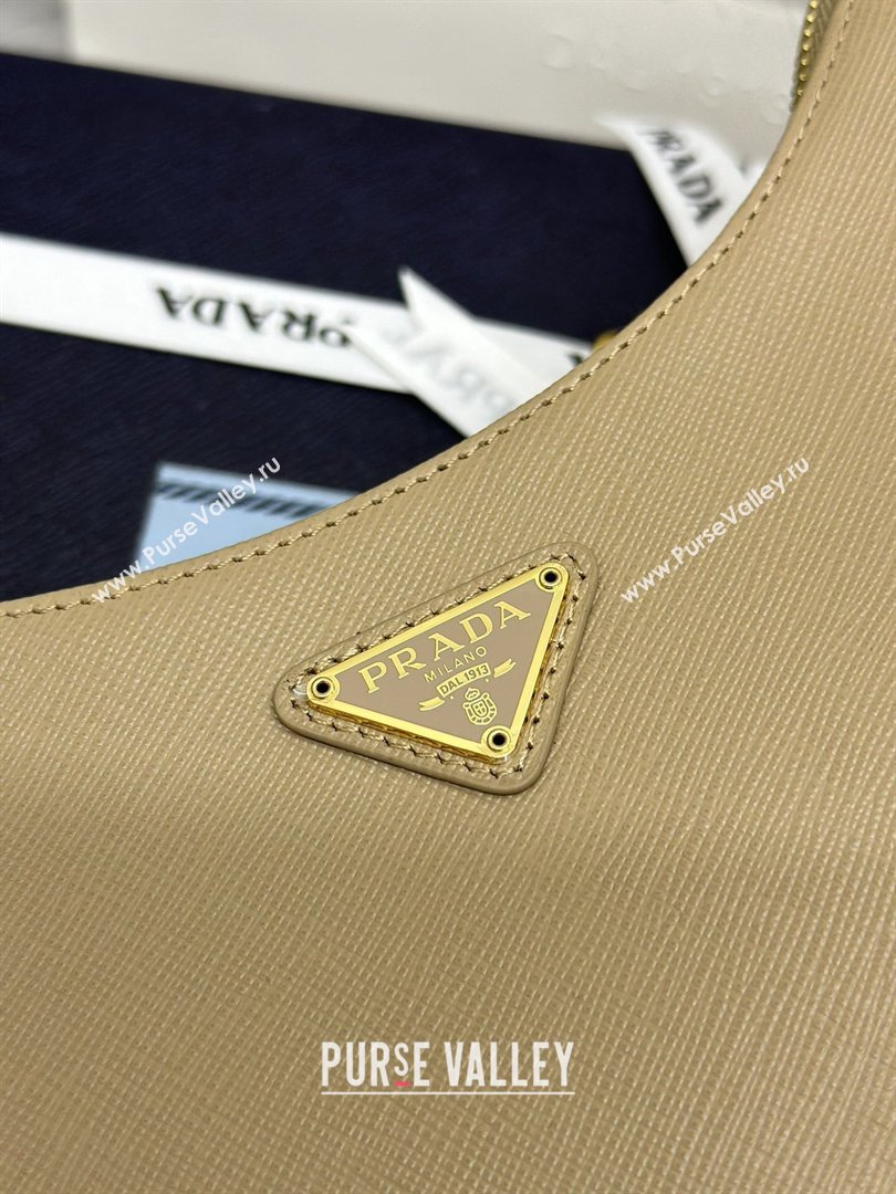 Prada Re-Edition 2005 Saffiano leather bag Apricot 2026 1BH204 (YZ-260410091)