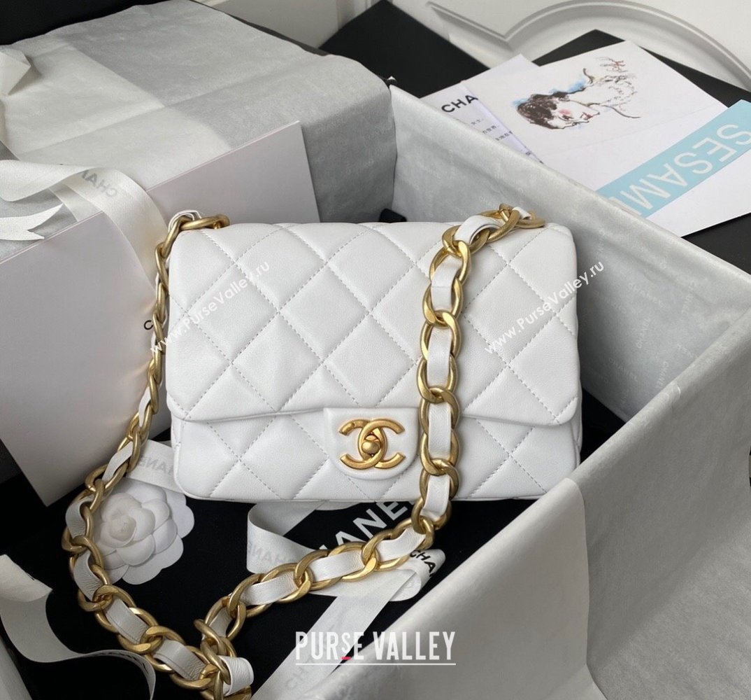 Chanel Lambskin Classic Flap Bag with Chain Strap White 2021 (SSZ-21112664)