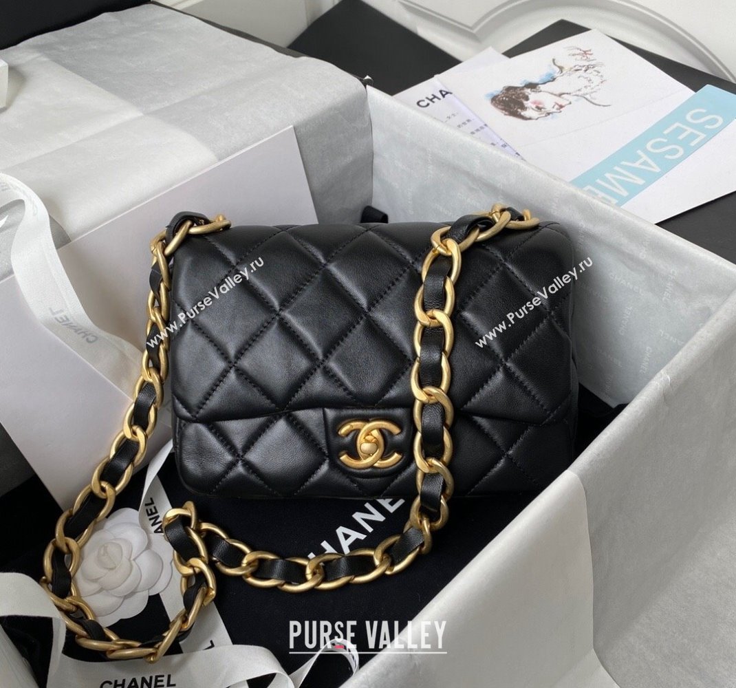 Chanel Lambskin Classic Flap Bag with Chain Strap Black 2021 (SSZ-21112666)