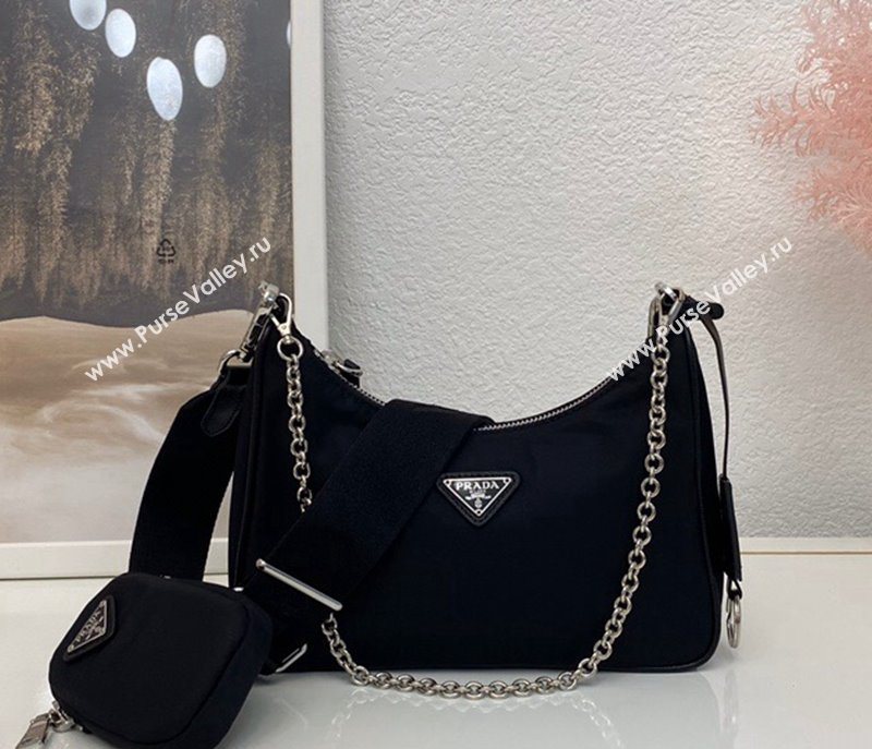 Prada Re-Edition 2005 Nylon Shoulder Bag 1BH204 Black 2025 (nana-251121088)