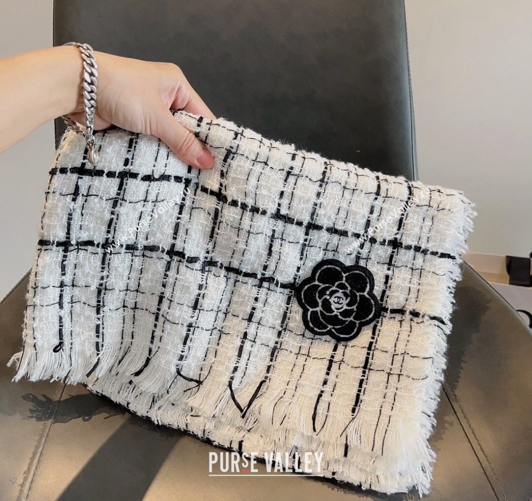Chanel Cashmere Check Long Scarf with Camellia 70x190cm White 2023 CH090502 (XMN-230905023)