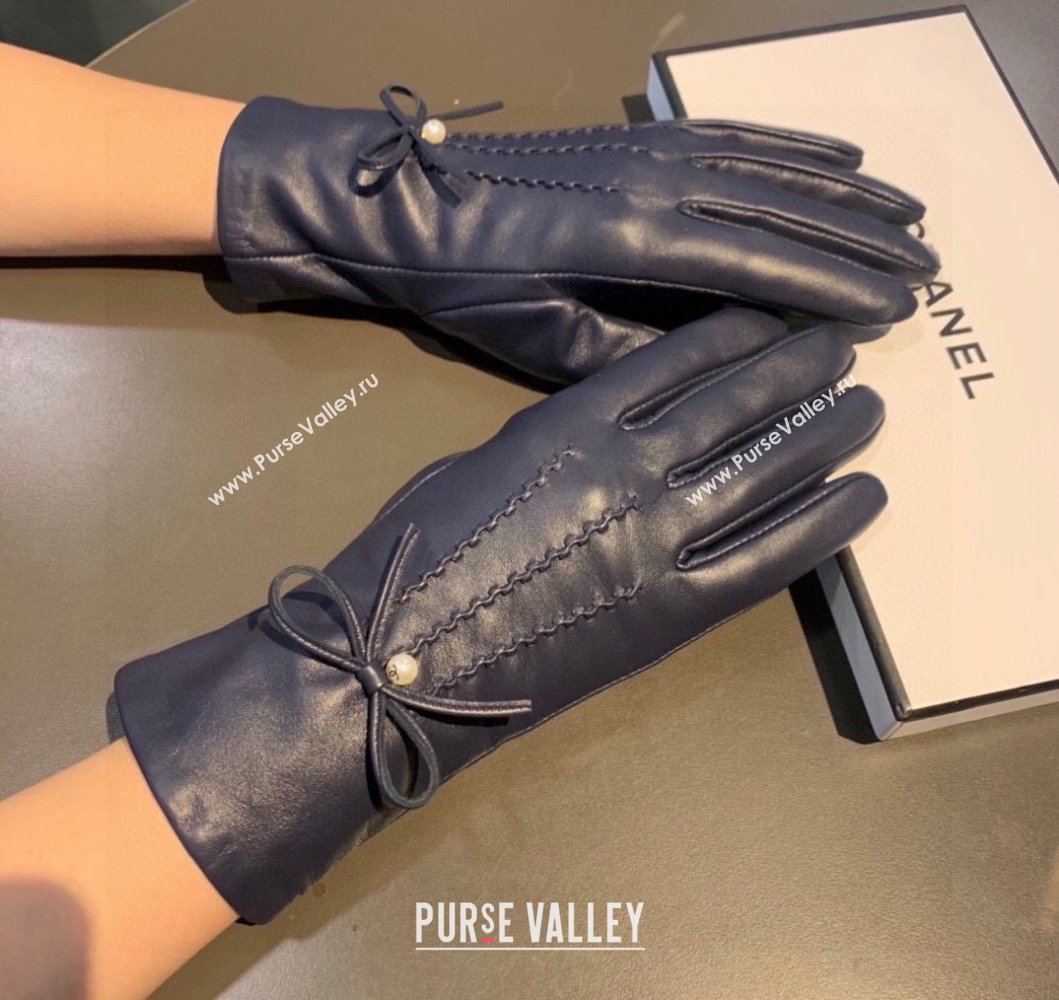 Chanel Lambskin and Cashmere Gloves with Pearl Bow Navy Blue 2023 0906 (XMN-230906043)