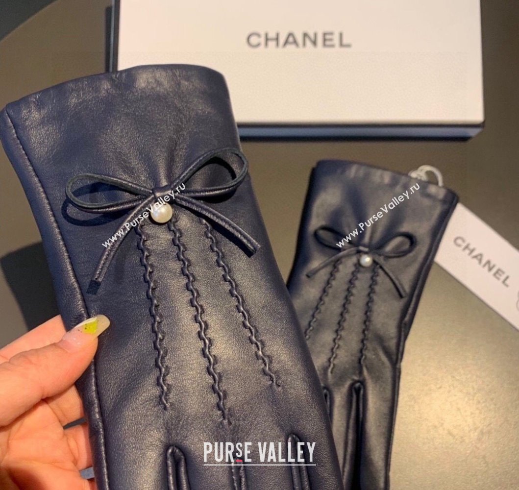 Chanel Lambskin and Cashmere Gloves with Pearl Bow Navy Blue 2023 0906 (XMN-230906043)