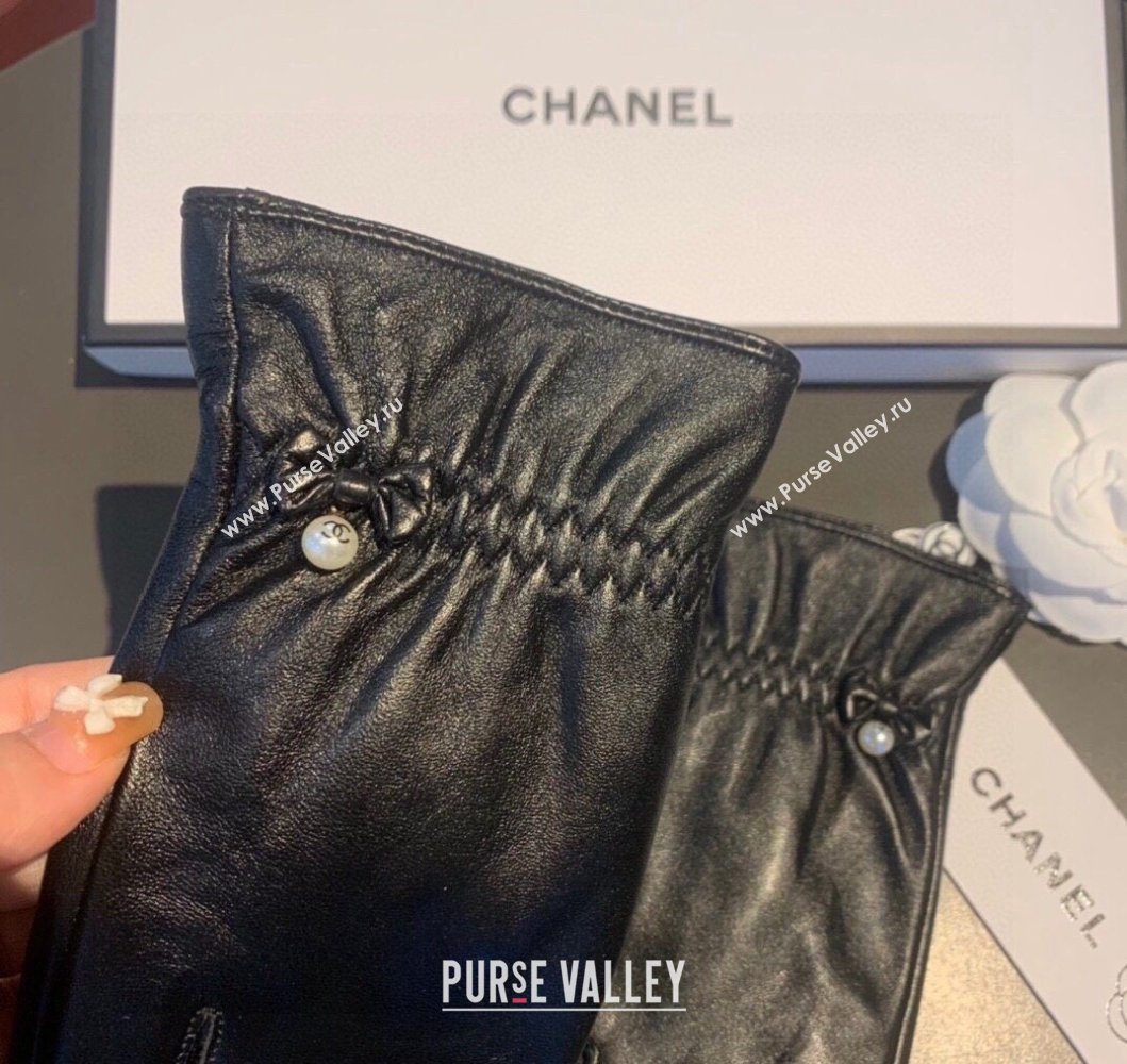 Chanel Lambskin and Cashmere Gloves with Pearl Black 2023 0906 (XMN-230906044)