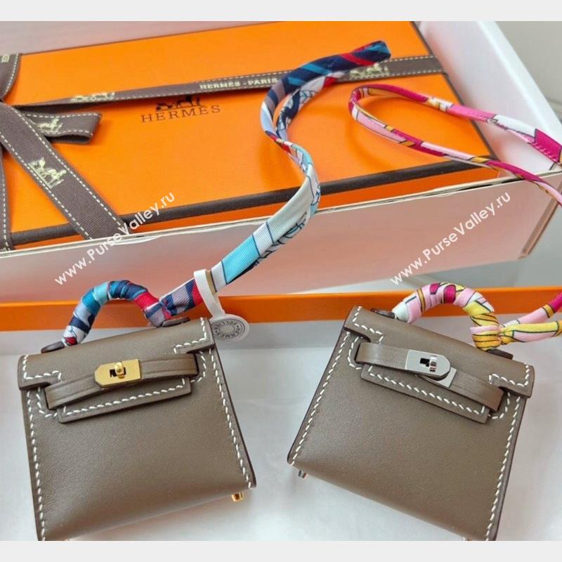 Hermes Calfskin Kelly Pouch Bag Charm Elephant Grey/White Stitch 2023 H08151 (HY-230906047)