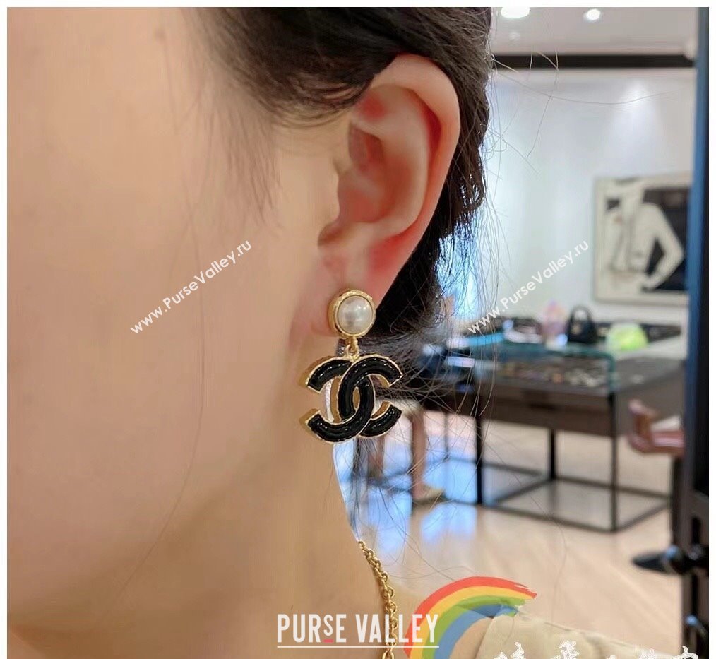 Chanel CC Short Earrings Black 2023 1018 (YF-231018185)