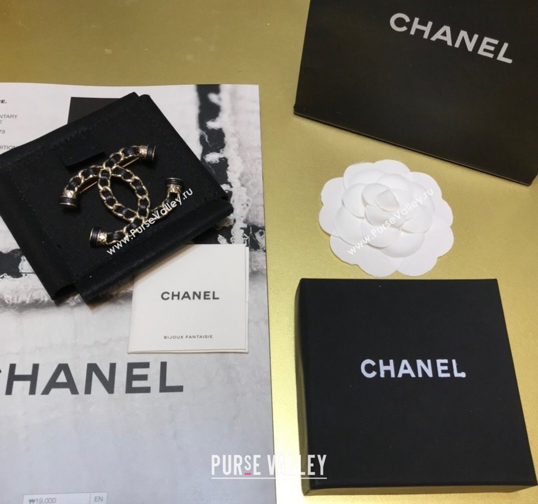 Chanel Chain and Leather CC Brooch 2023 1222 (YF-231222140)