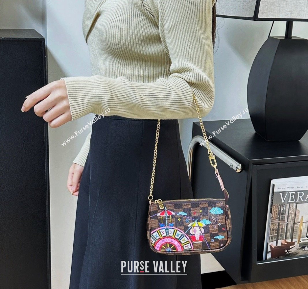 Louis Vuitton Vivienne Mini Pochette Accessoires Bag On Chain LV Wheel 2023 M82510 (HY-231222121)