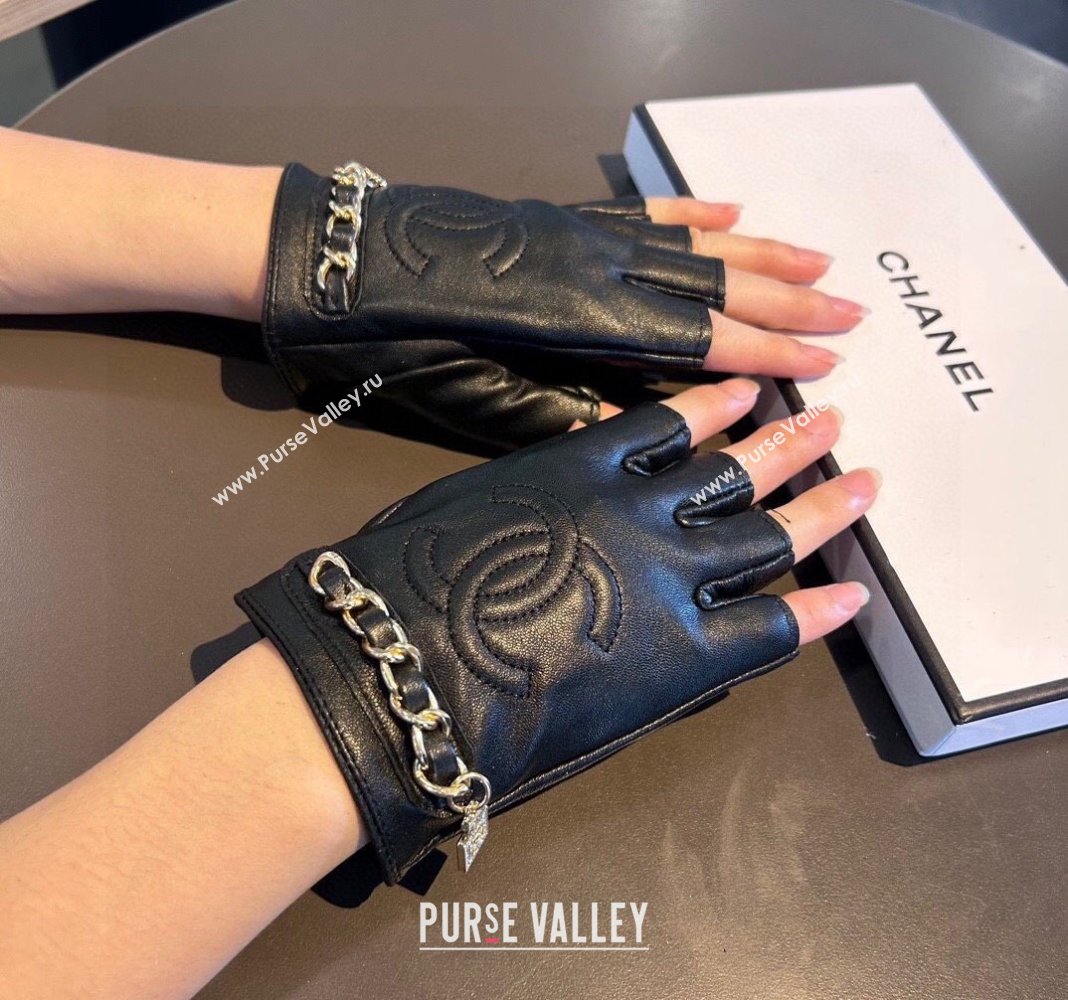 Chanel Lambskin Short Gloves with Chain Black 2024 0111 (XMN-240111094)