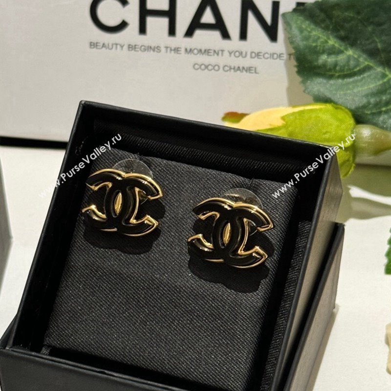 Chanel CC Stud Earrings White/Black 2024 0301 (YF-240301009)