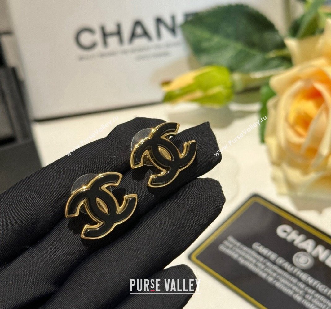 Chanel CC Stud Earrings White/Black 2024 0301 (YF-240301009)