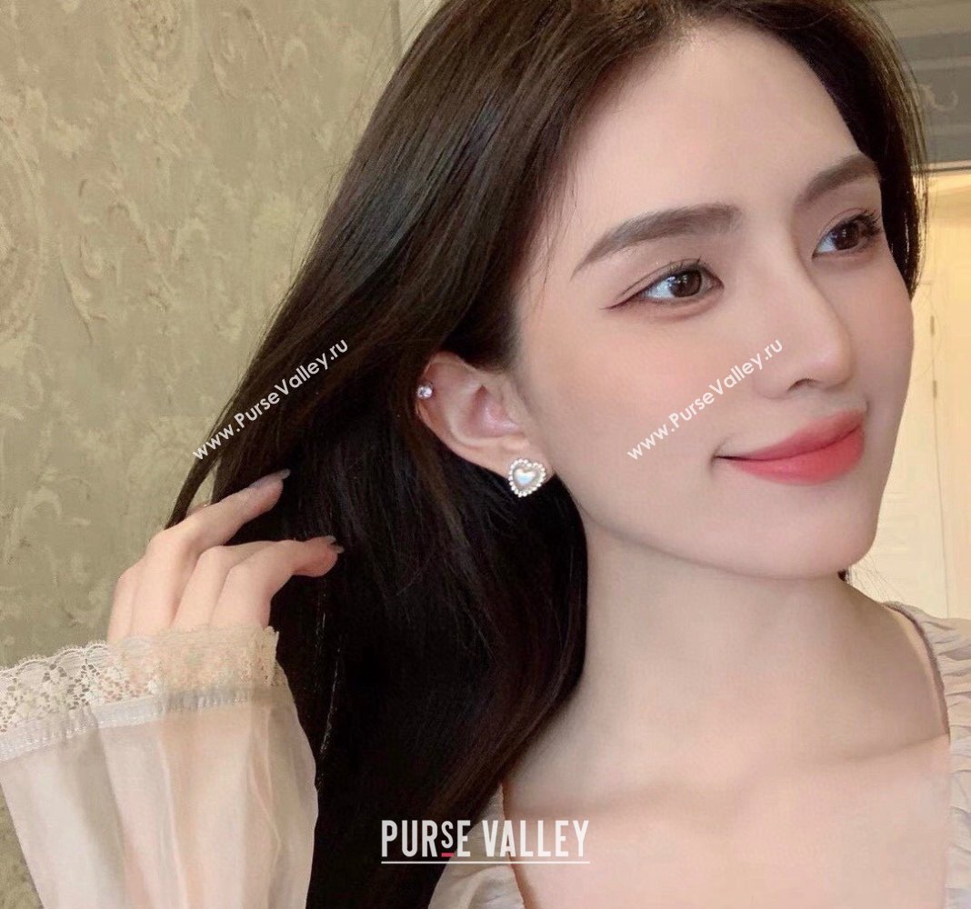 Bottega Veneta Pearls Heart Stud Earrings 2024 0301 (YF-240301054)