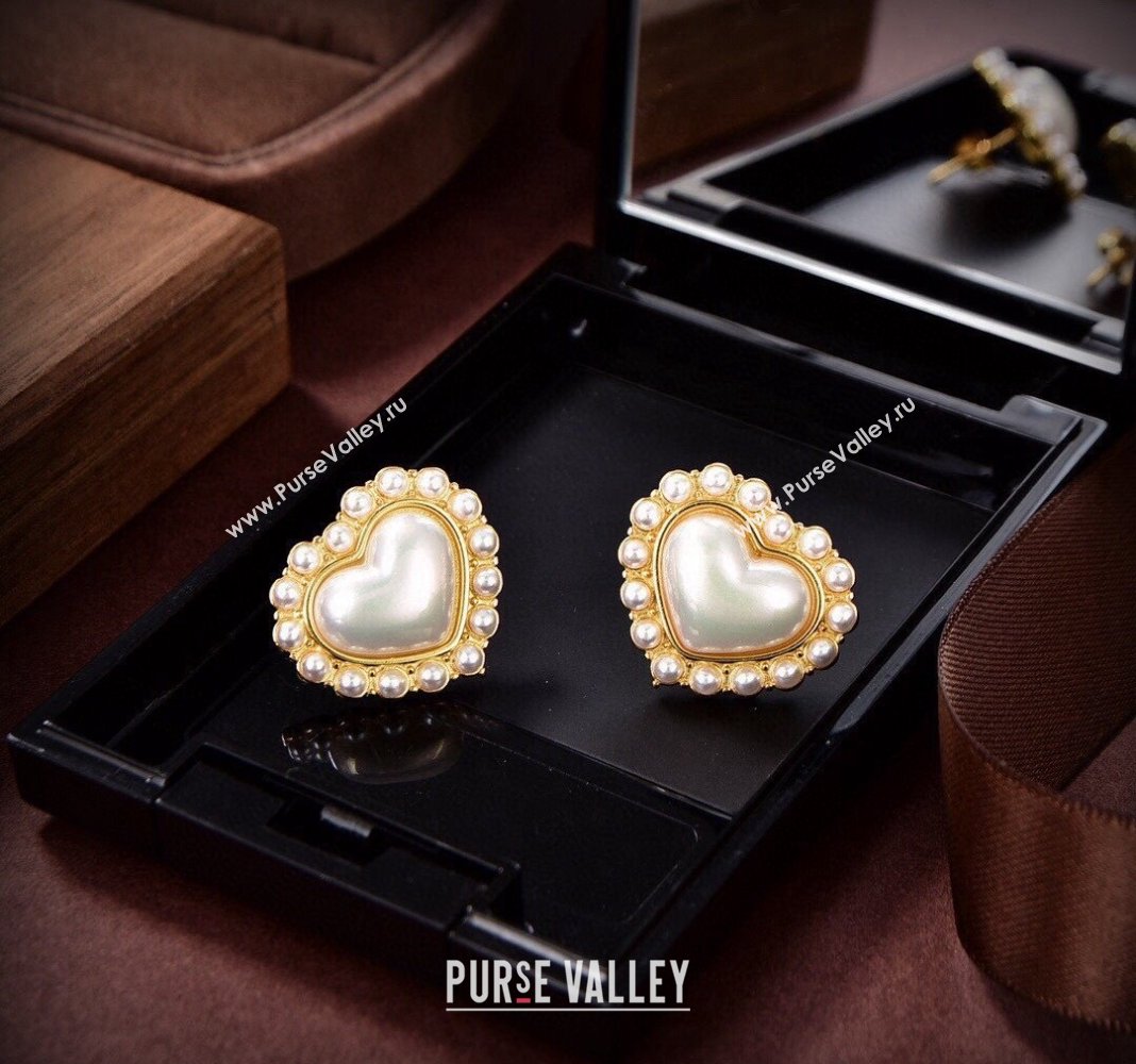 Bottega Veneta Pearls Heart Stud Earrings 2024 0301 (YF-240301054)
